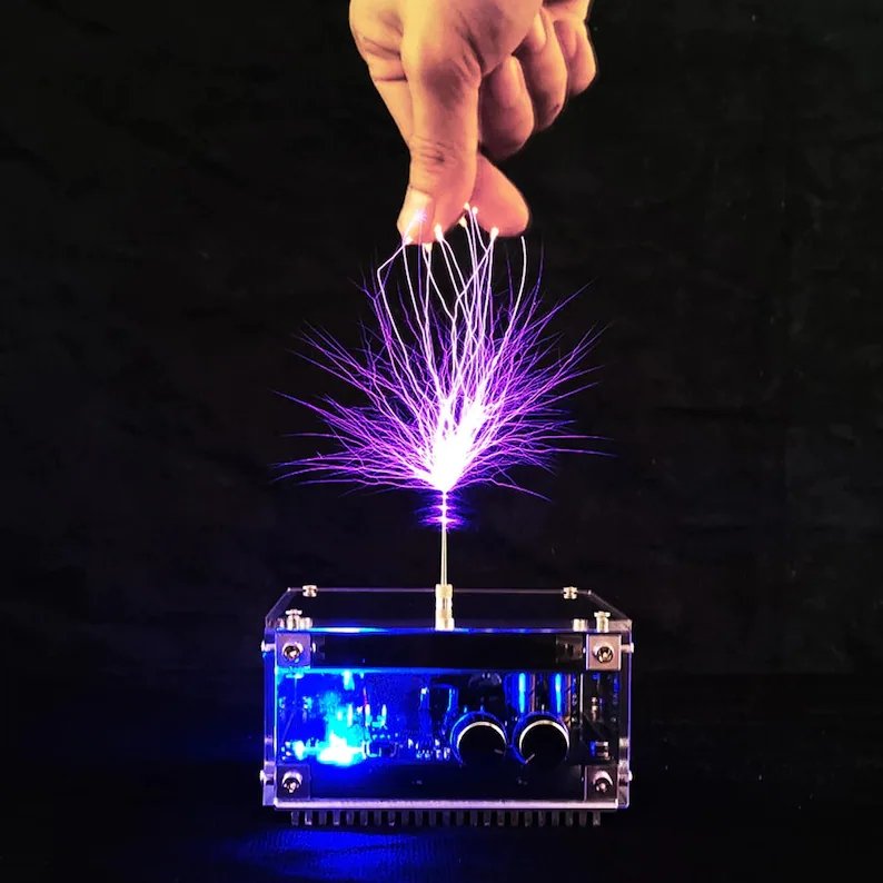 Cutting Edge Audio Machine With Visual Display